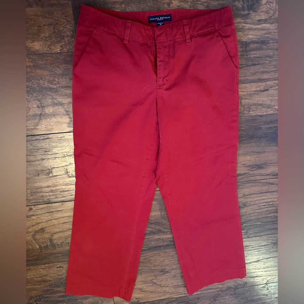 Women’s Banana Republic Red Chino Pants